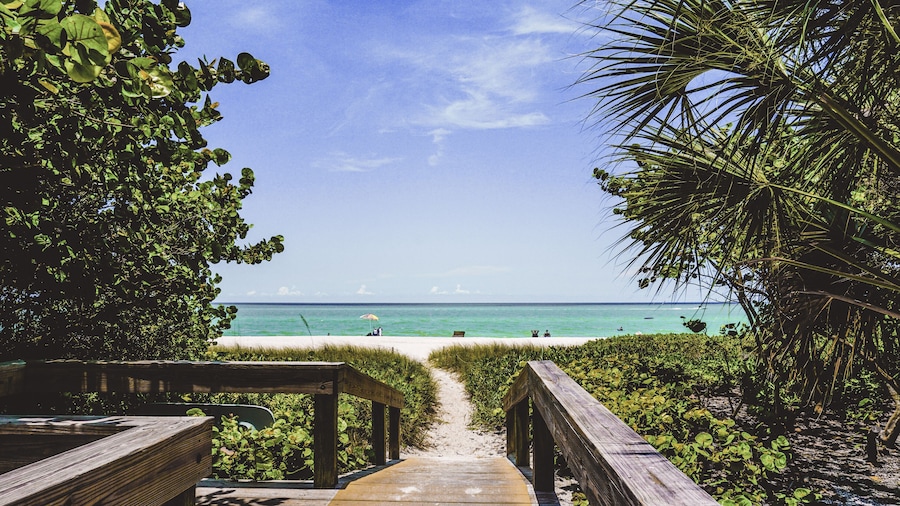 Tropical Villas of Venice Beach