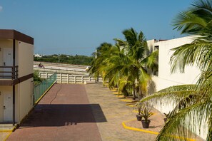 Premium Studio Suite, 1 King Bed with Sofa bed | View from room - BONITTO INN® Altamira Zona Industrial (Altamira)