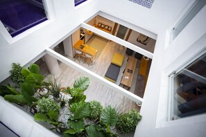 Courtyard - Basic Hotel Sevilla Catedral (Seville)