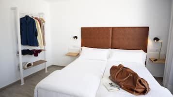 Bureau, chambres insonorisées, Wi-Fi gratuit, draps fournis