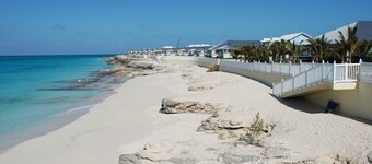 "Endless Sunsets" Ocean View Villa 2 Bedroom / 2 Bath