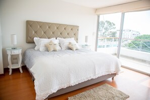 Apartment, 1 Schlafzimmer | Individuell dekoriert, individuell eingerichtet, Bügeleisen/Bügelbrett