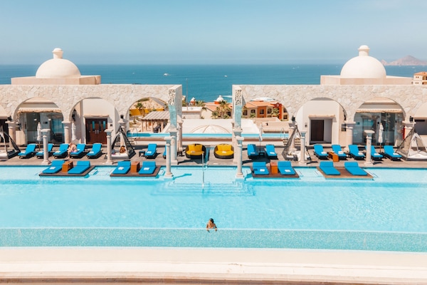 Pantai persendirian, urut tepi pantai