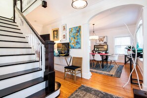 Dining - Hot tub, Highlands-Restaurant Row Churchill Downs, Zoo, Bellarmine, Downtown (Louisville)