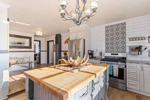 Saratoga Stage Coach Stop