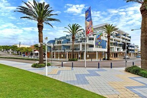 Exterior - Blue Coral Terrace, Coast Apartment 31 (The Entrance)