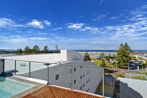 Pool - Blue Coral Terrace, Coast Apartment 31 (The Entrance)