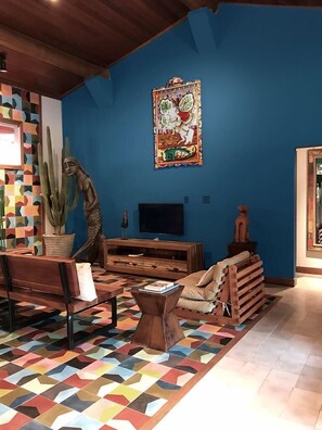 Deluxe House | Living area