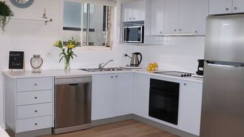 Fridge, microwave, oven, dishwasher