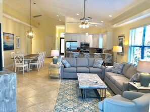 Smart TV, DVD player