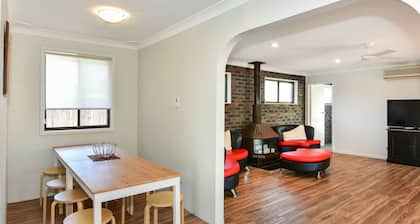 Noraville Summer House