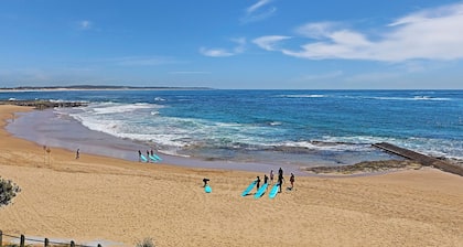 Pelican Place at The Entrance North