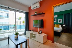 1 bedroom, in-room safe, WiFi - Executive Deluxe Plus 70mt2 apartment (Santo Domingo)