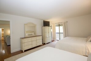 3 bedrooms, iron/ironing board, free WiFi, bed sheets - *Updated 3 Bedroom Golf Front Condo in Pinehurst (Pinehurst)