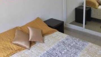 3 sovrum, strykjärn/strykbräda, gratis wi-fi och sängkläder