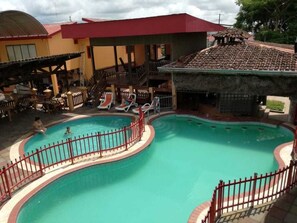 Outdoor pool - Hotel Marakabu (Upala)