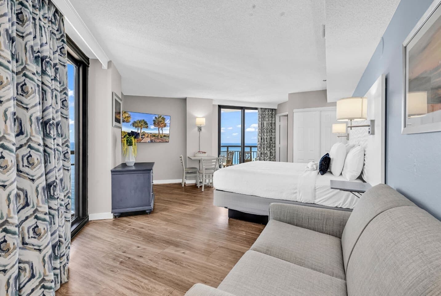 Iron/ironing board, free WiFi, bed sheets