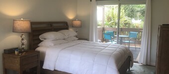 Sandpiper 133B - updated and renovated studio in Princeville 