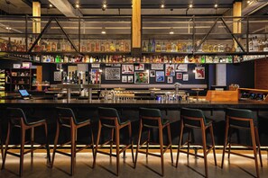 Bar (en el alojamiento)