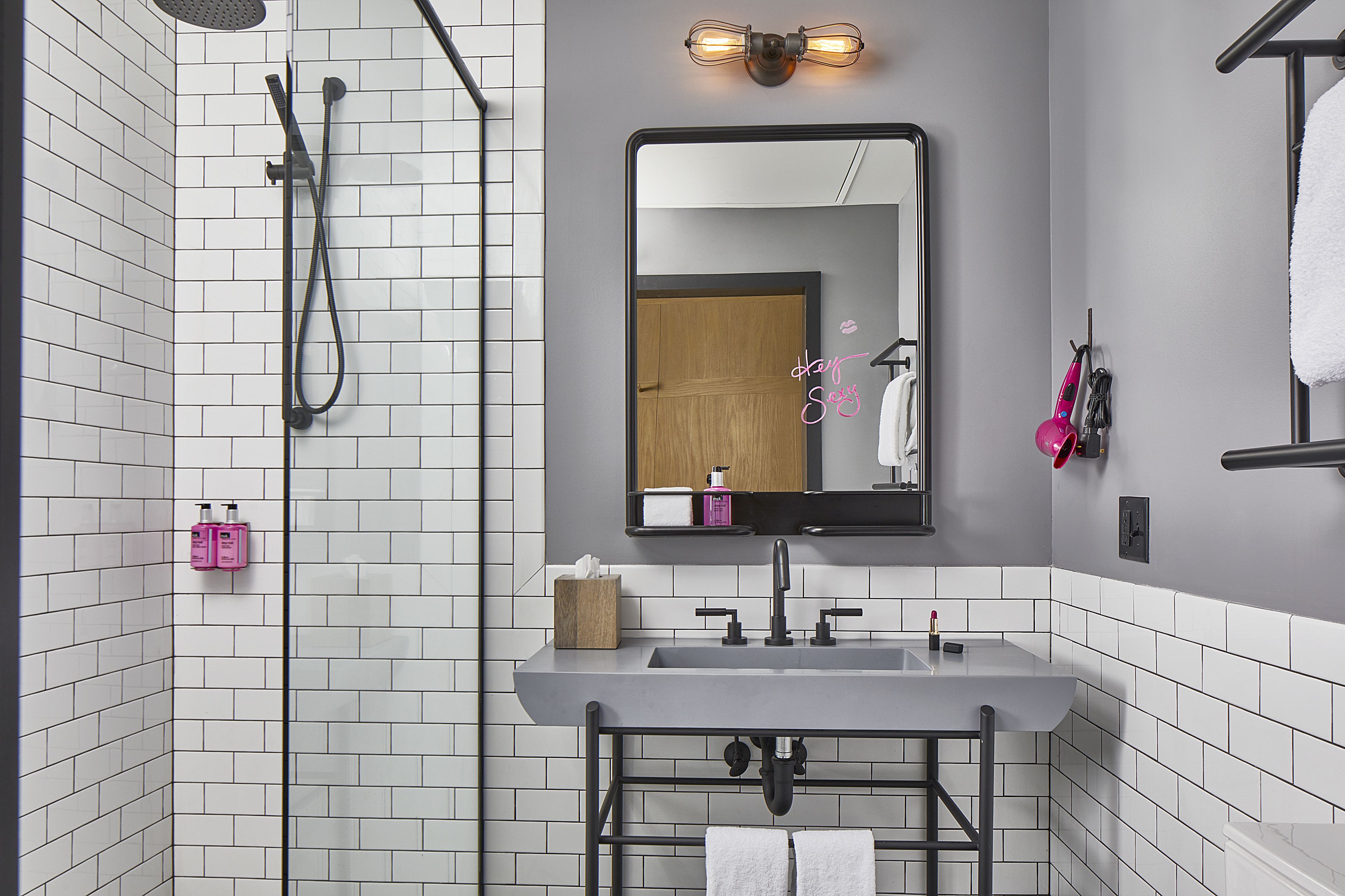 shower, rainfall showerhead, free toiletries, hair dryer