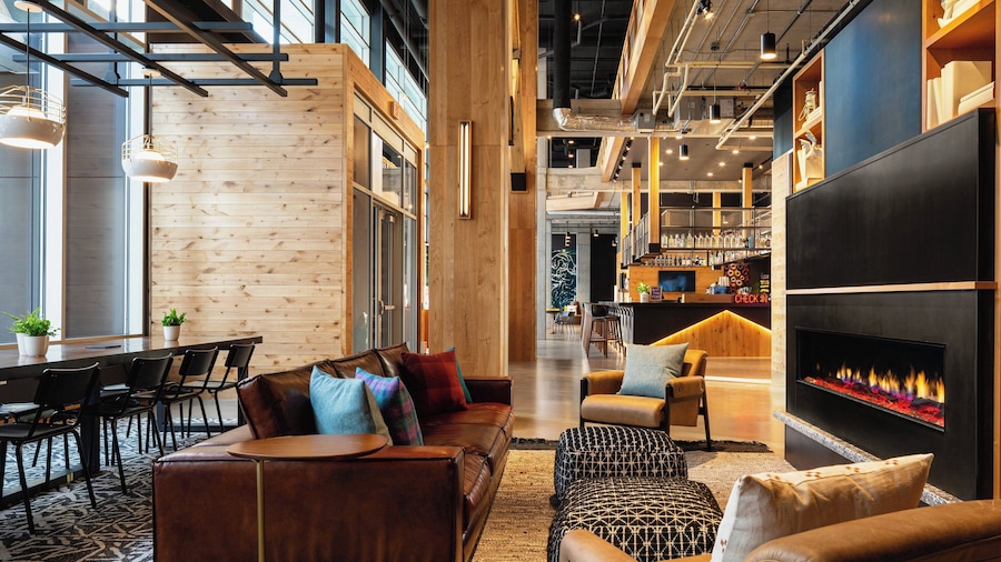 Moxy Minneapolis Downtown