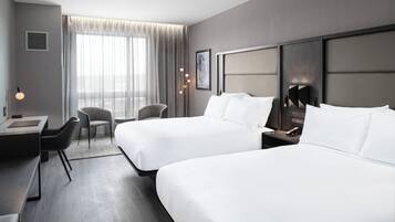 Hypo-allergenic bedding, in-room safe, desk, laptop workspace