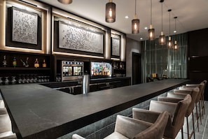 2 bars/lounges, lobby lounge, rooftop bar