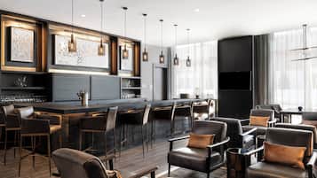 2 bars, lounge dans le hall, bar sur le toit