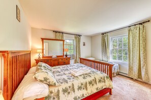 4 chambres, fer et planche à repasser, accès à Internet, literie fournie