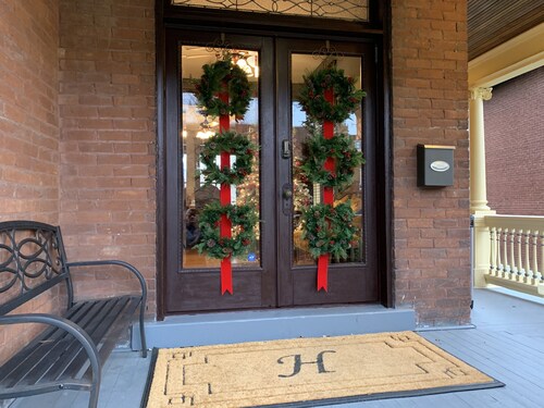 Hilltop Manor, ¡duerme como una celebridad!