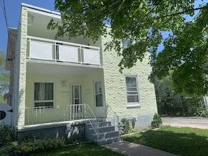 Exterior - Be At Home Away From Home (Welland)