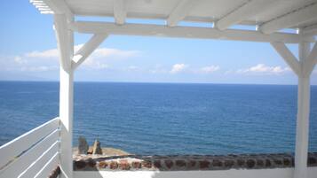 Starlight Vista Suite with Mountain and Seaview | 2 間睡房、高級寢具、特厚豪華床墊、房內夾萬