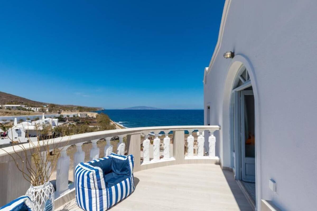 Sunrise, Suite with Balcony and Sea View | Utsikt fra rommet