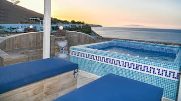 Infinity pool