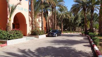 Entrada al alojamiento