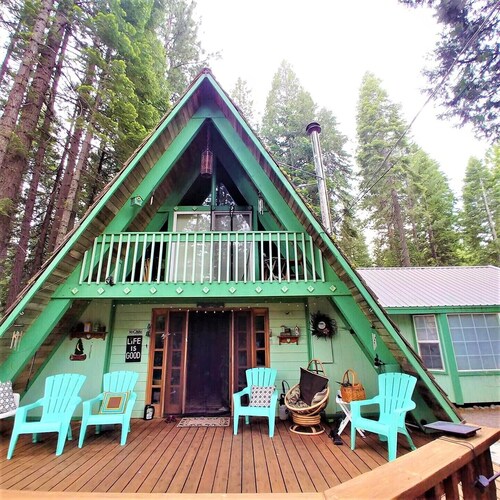 Aframe Charm auf der Lake Almanor Peninsula