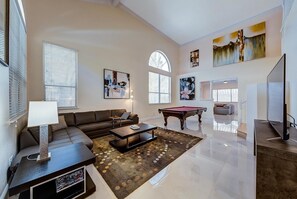 Smart TV, fireplace, DVD player, ping pong