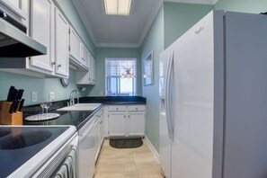 微波炉、洗碗机、茶具/咖啡用具、厨具/餐具