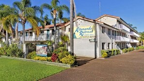 Exterior - Allamanda 37 - East Coast Getaways (Long Jetty)