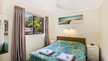 1 bedroom, iron/ironing board