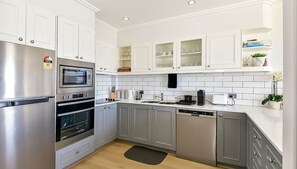 Fridge, microwave, oven, dishwasher