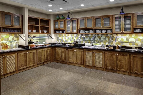 تناول الطعام