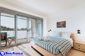 2 Schlafzimmer, Schreibtisch, schallisolierte Zimmer, WLAN