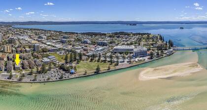 Sundowner Apartment 9