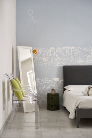 1 bedroom, desk, iron/ironing board, travel cot