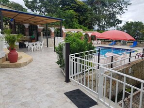 TV de tela plana 32 polegadas com canais a cabo, TV