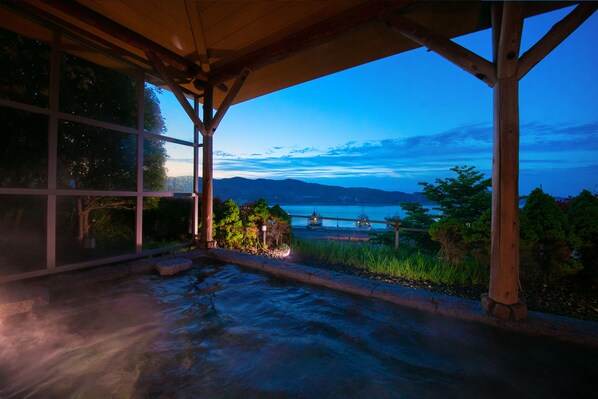 Hot springs - Kesennuma Plaza Hotel (Kesennuma)