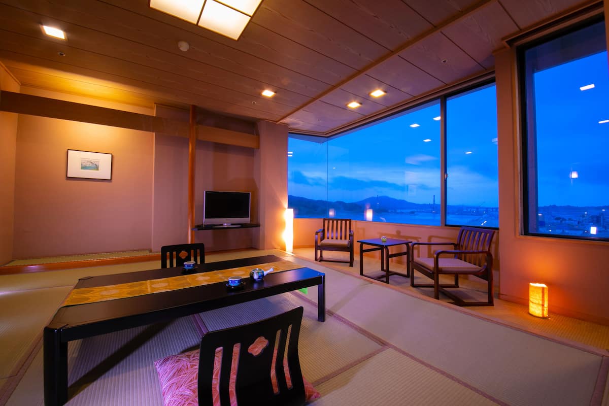 Coffres-forts dans les chambres, Wi-Fi gratuit