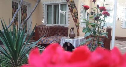 ĐĐŸŃŃĐžĐœĐžŃа Odilnur ŃаŃĐżĐŸĐ»ĐŸĐ¶Đ”Đœ ĐČ ĐžŃŃĐŸŃĐžŃĐ”ŃĐșĐŸĐŒ ŃĐ”ĐœŃŃĐ” ĐłĐŸŃĐŸĐŽĐ° ĐŃŃ
аŃŃ