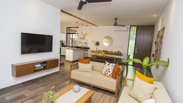 Tannah Luxury Villa Encanto | Area keluarga | Televisi layar datar 43-inci dengan saluran TV satelit dan Smart TV